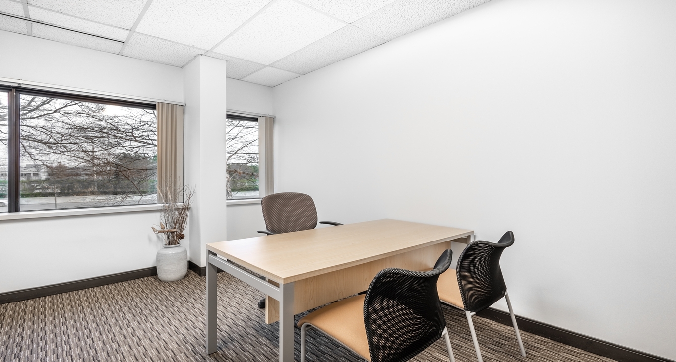Sewa pejabat 200 Broadhollow Road_3-3