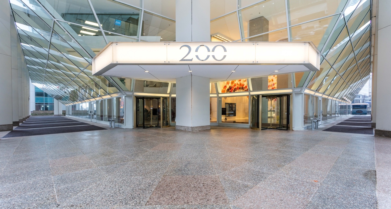Rent office 200 South Wacker Drive — photo 9