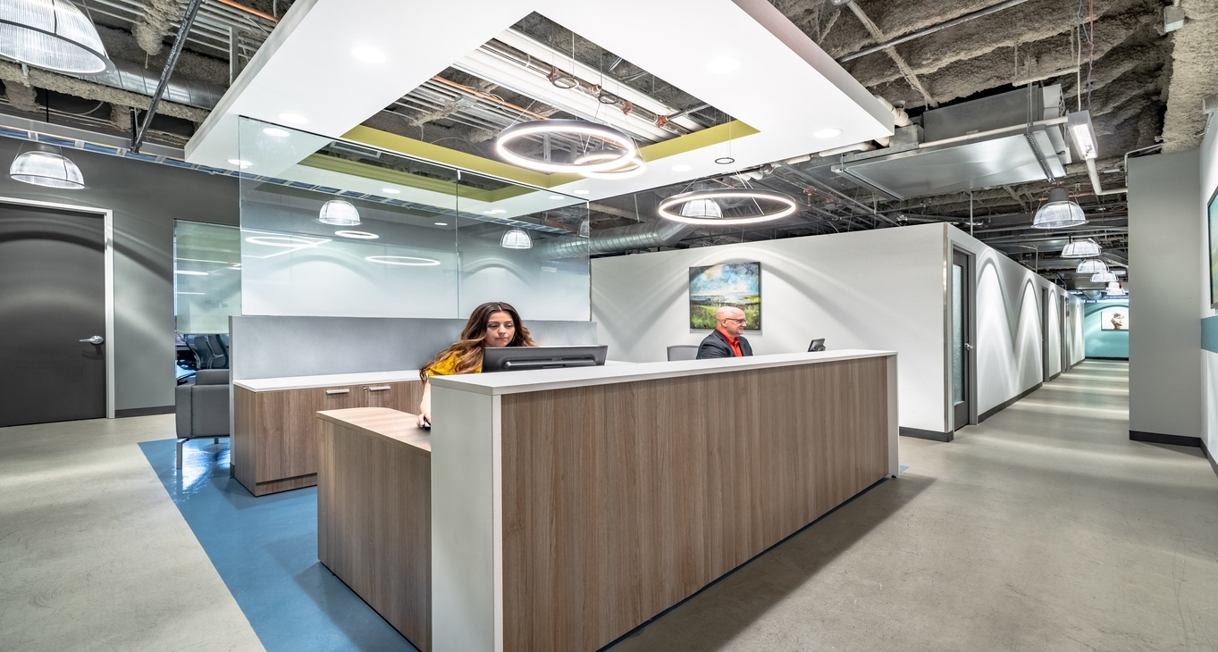 2100 West Loop South, 2100 West Loop South, Houston, TX 77027 — office space for rent, photo 2