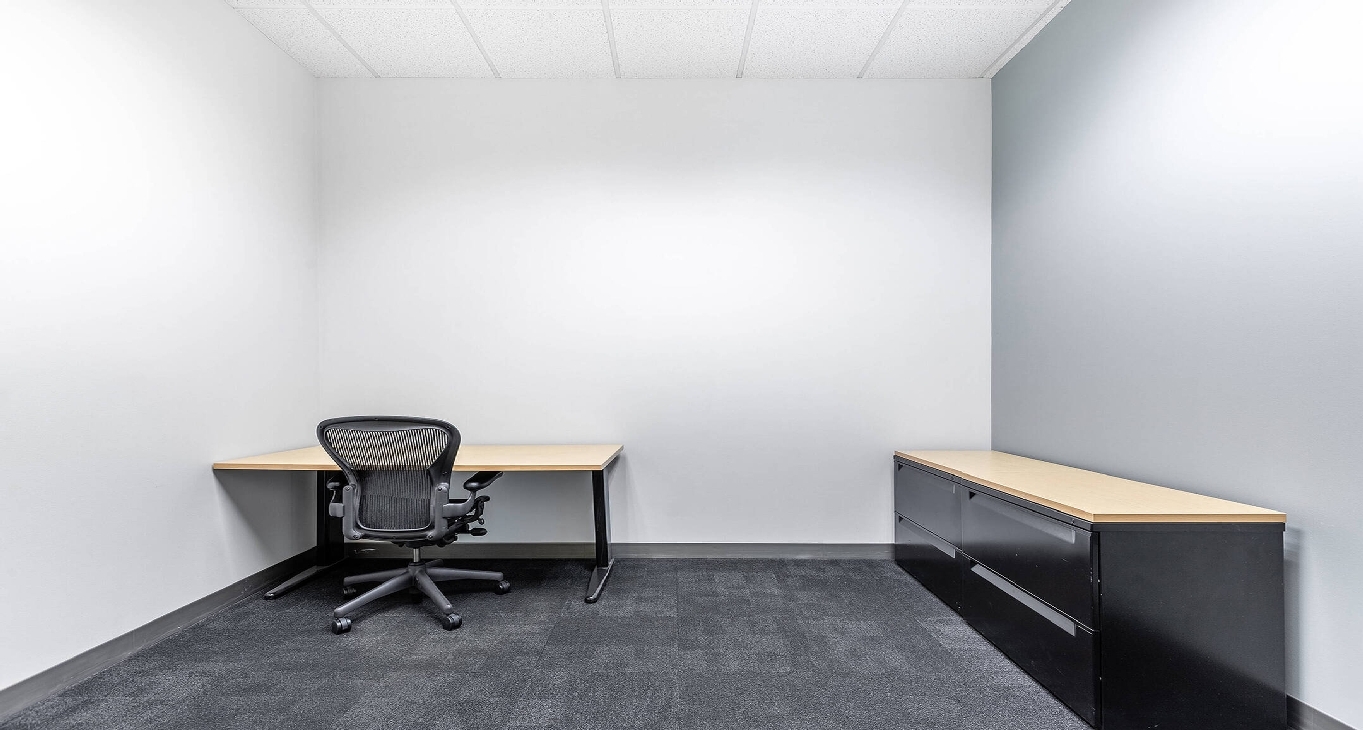 Centrum biznesowe 2100 West Loop South Rent office 2100 West Loop South — photo 9