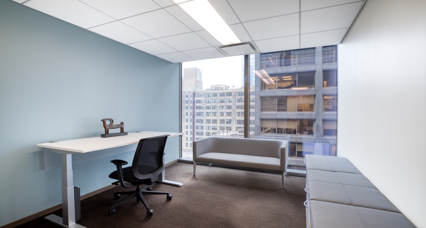 Rent office 22 West Washington — photo 3