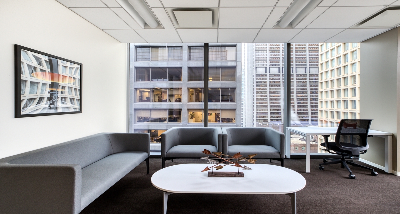 Rent office 22 West Washington — photo 6