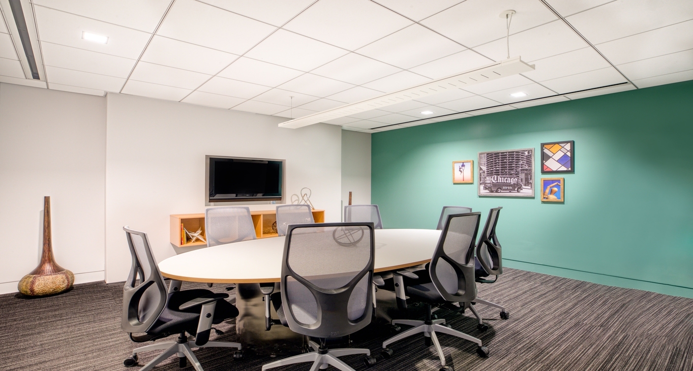 Rent office 22 West Washington — photo 8