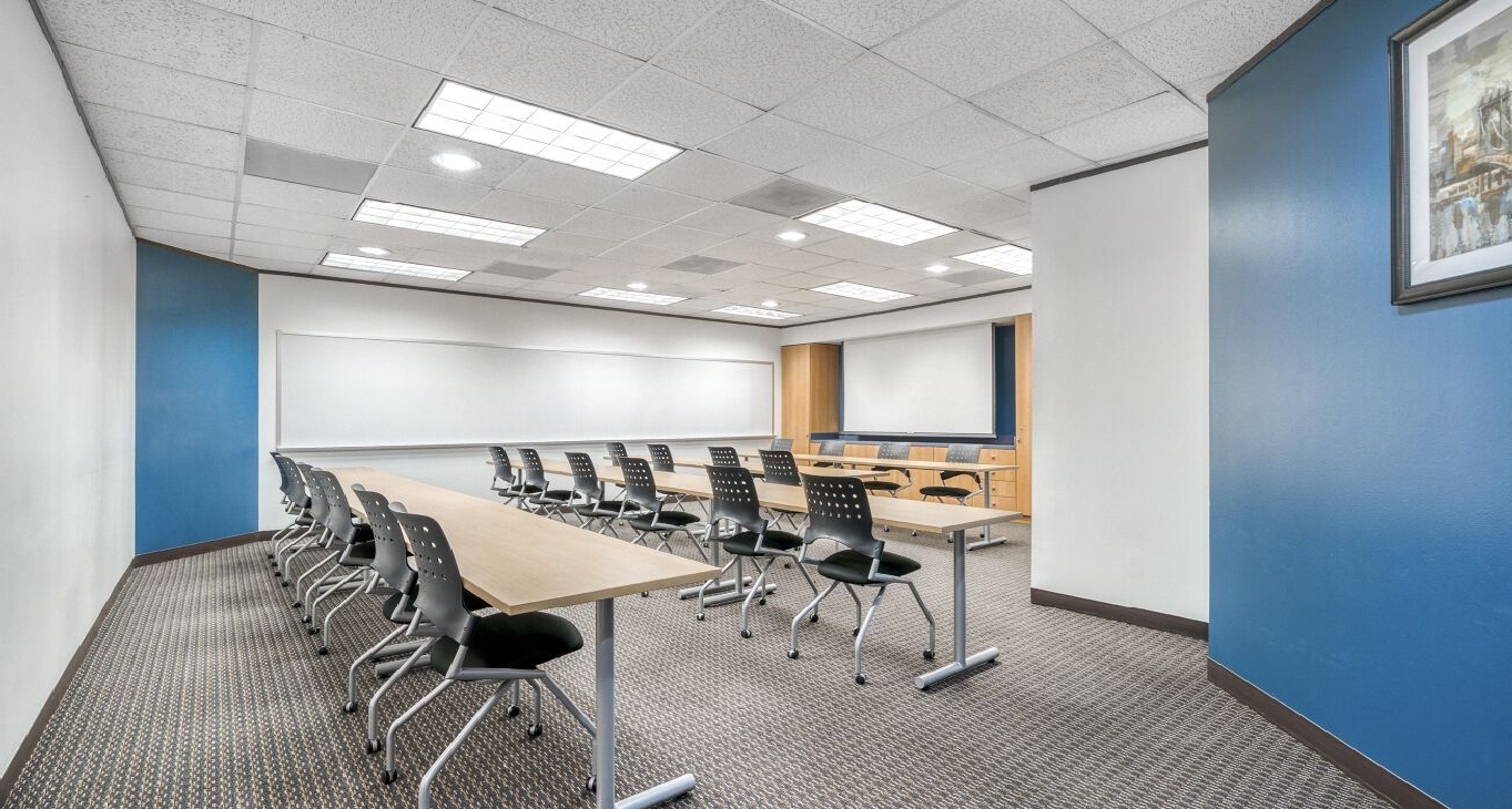 Rent office 2500 Wilcrest, Suite 300 — photo 1