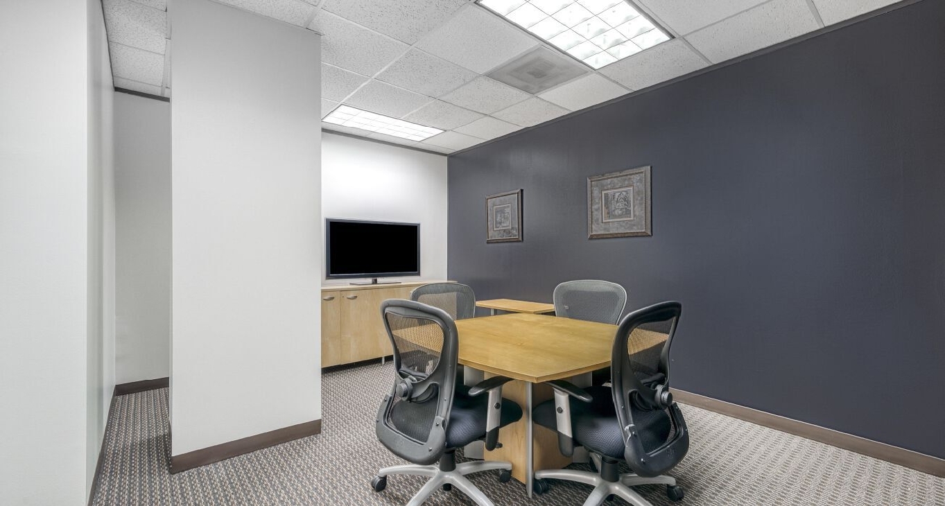 Rent office 2500 Wilcrest, Suite 300 — photo 5