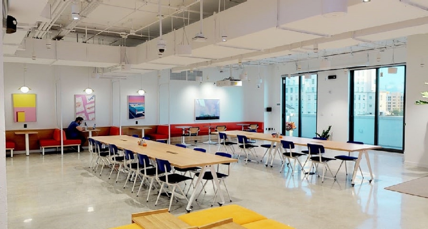 Business Center 255 Giralda Avenue_2-3 Affitto uffici 255 Giralda Avenue_2-3