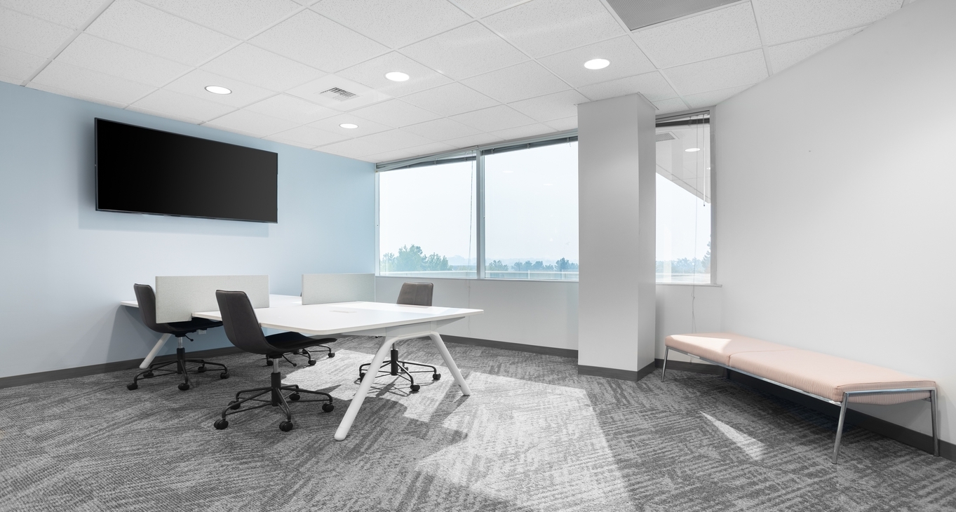 Kantoor te huur 3017 Douglas Boulevard_1-1