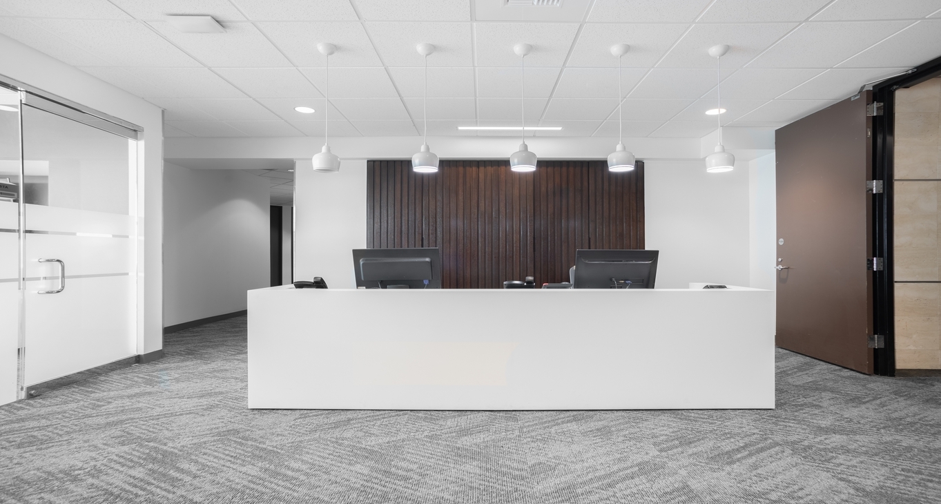 Kantoor te huur 3017 Douglas Boulevard_2-2