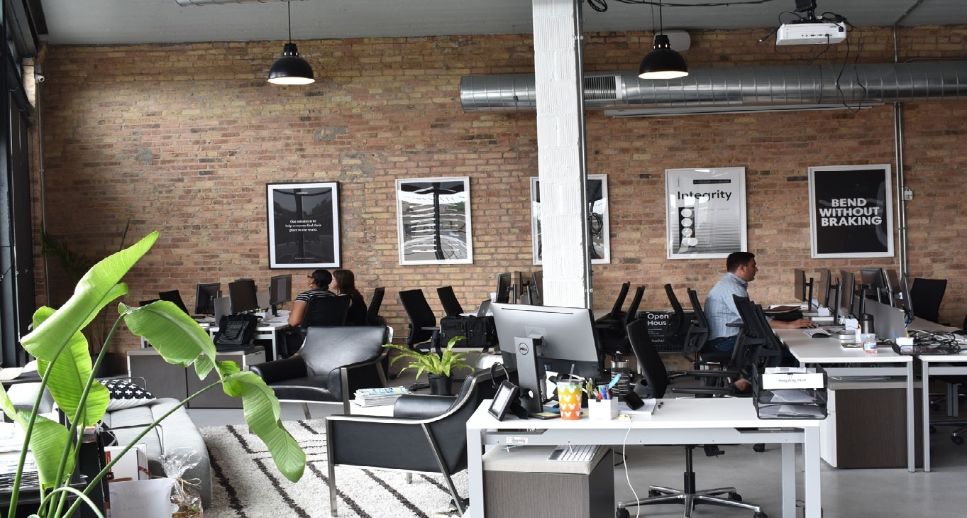 Businesscenter 3033 N Clark St Rent office 3033 N Clark St — photo 13
