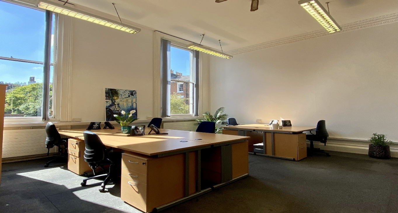 Rent office 31 Lothian Road — photo 2