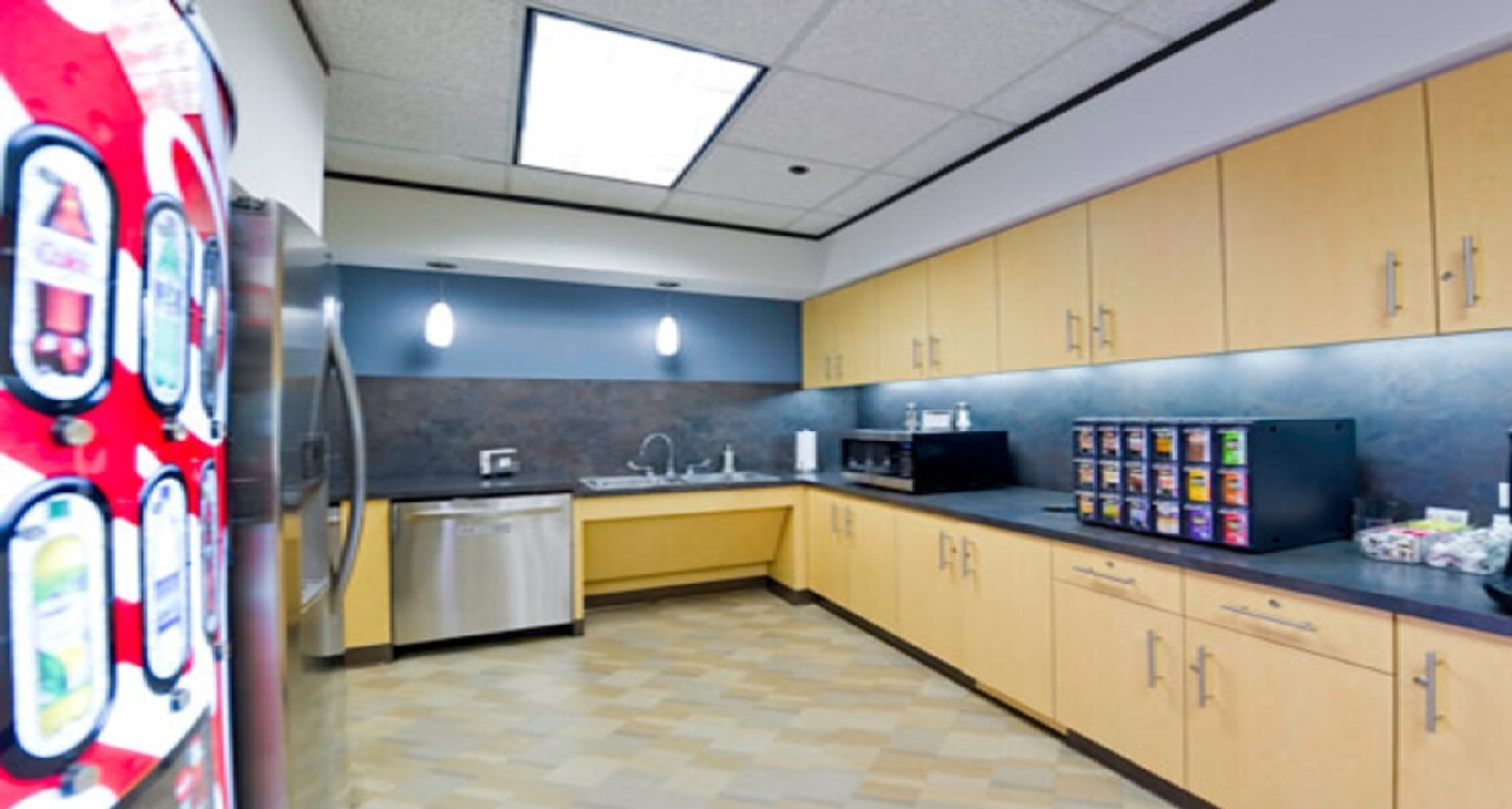 3200 Southwest Freeway, 3200 Southwest Freeway, Suite 3300, Houston 77027 — office space for rent, photo 6
