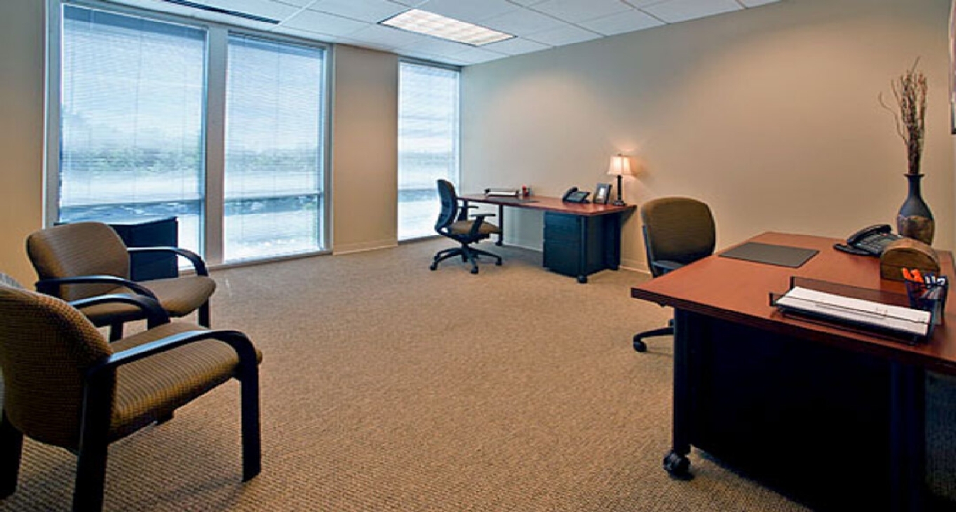 Sewa pejabat 3235 Satellite Boulevard, Building 400, Suite 300_11-11
