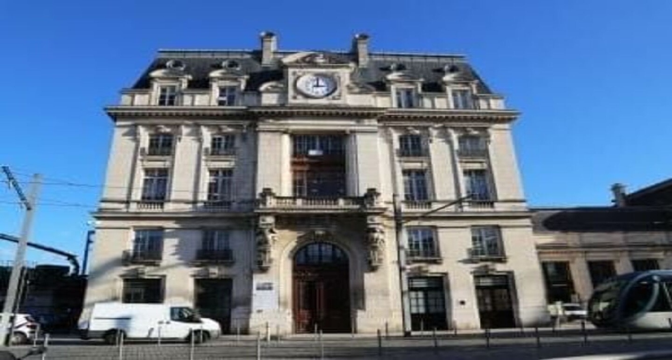 Affitto uffici 335 Rue Georges Bonnac_1-1