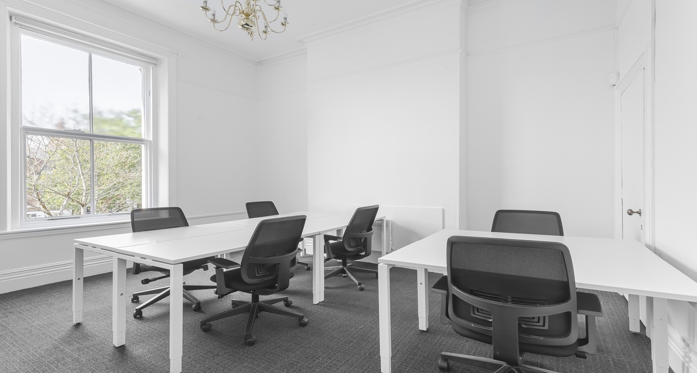 Rent office 3 The Quadrant — photo 2
