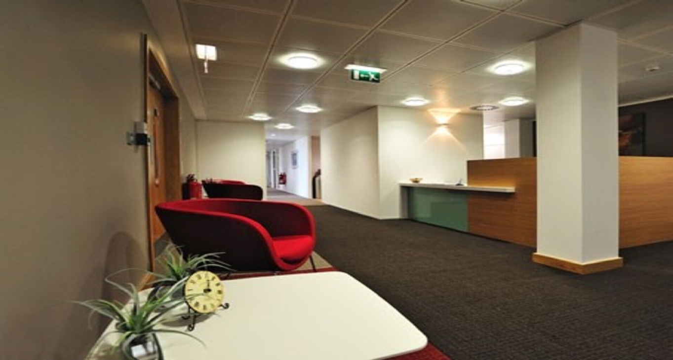 Rent office Queensbury House — photo 3