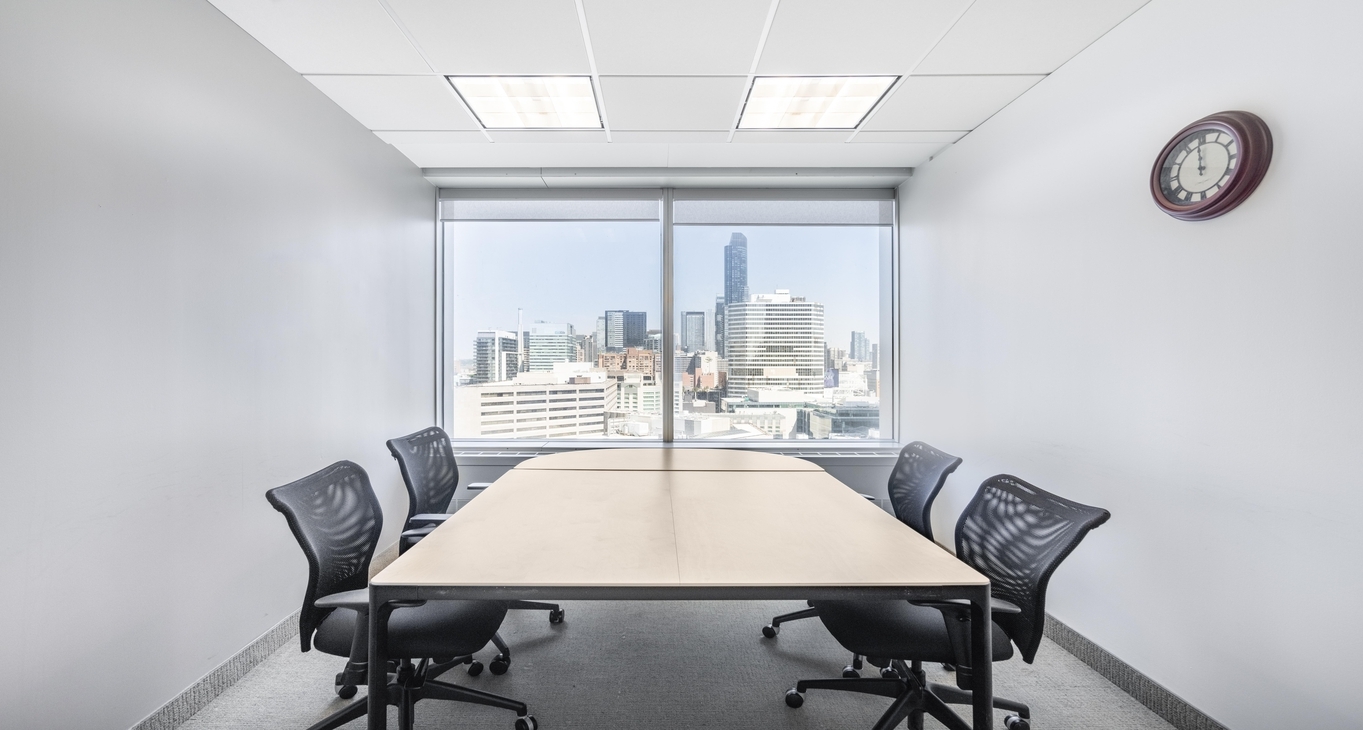 Rent office 401 Bay Street_7-7