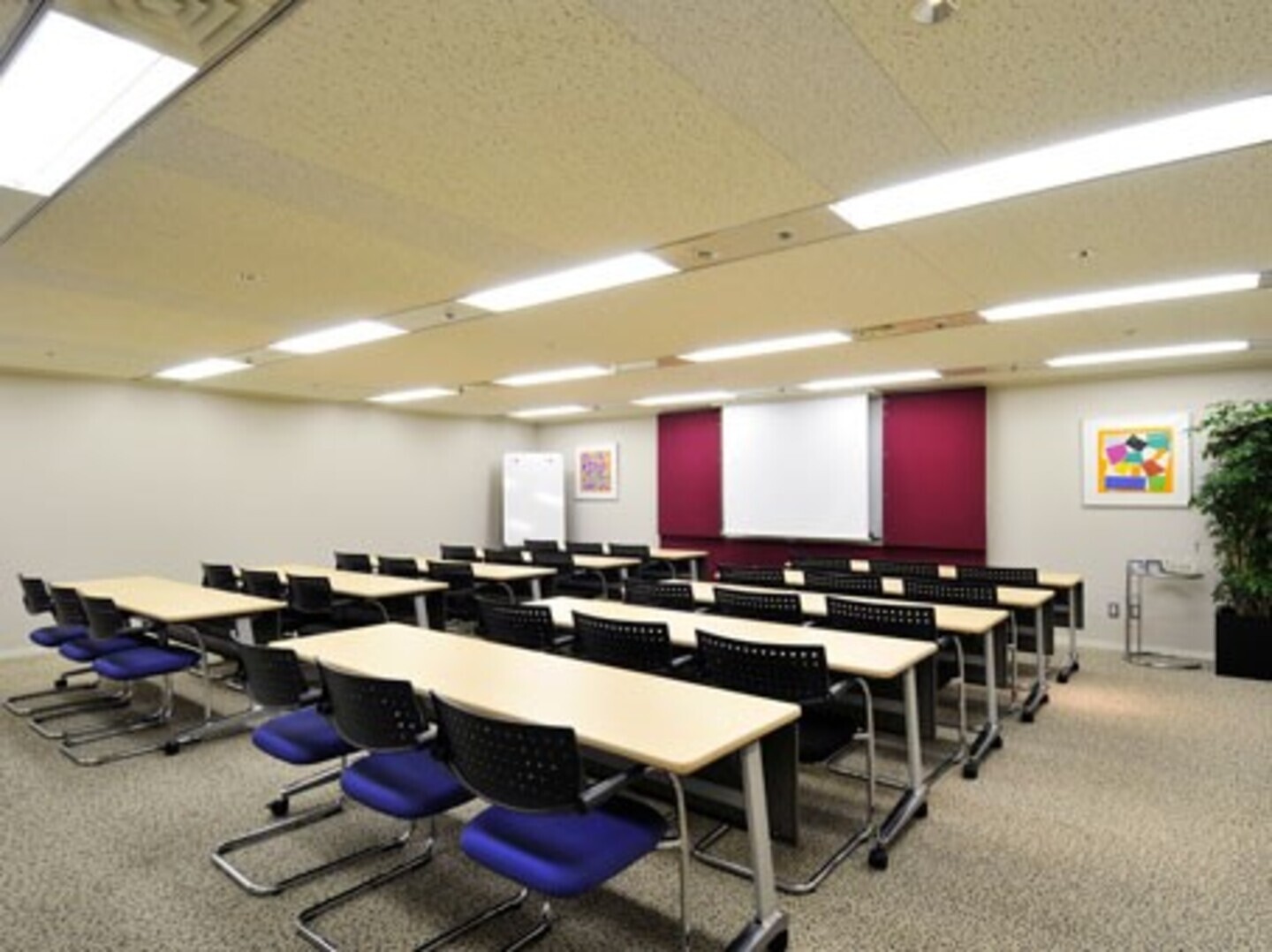 Rent office The Imperial Hotel Tower — photo 2