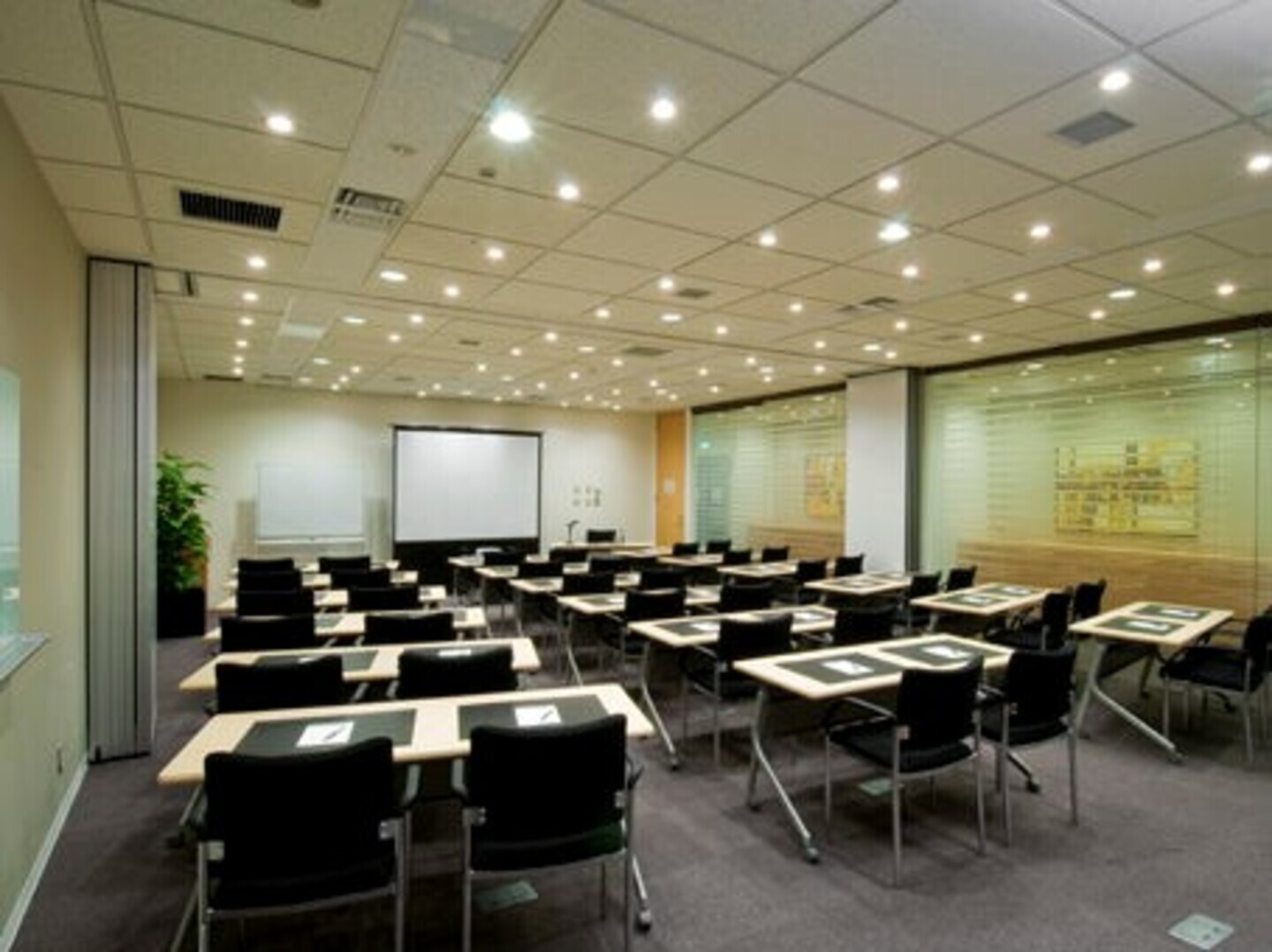 Rent office Arca Central Building — photo 6