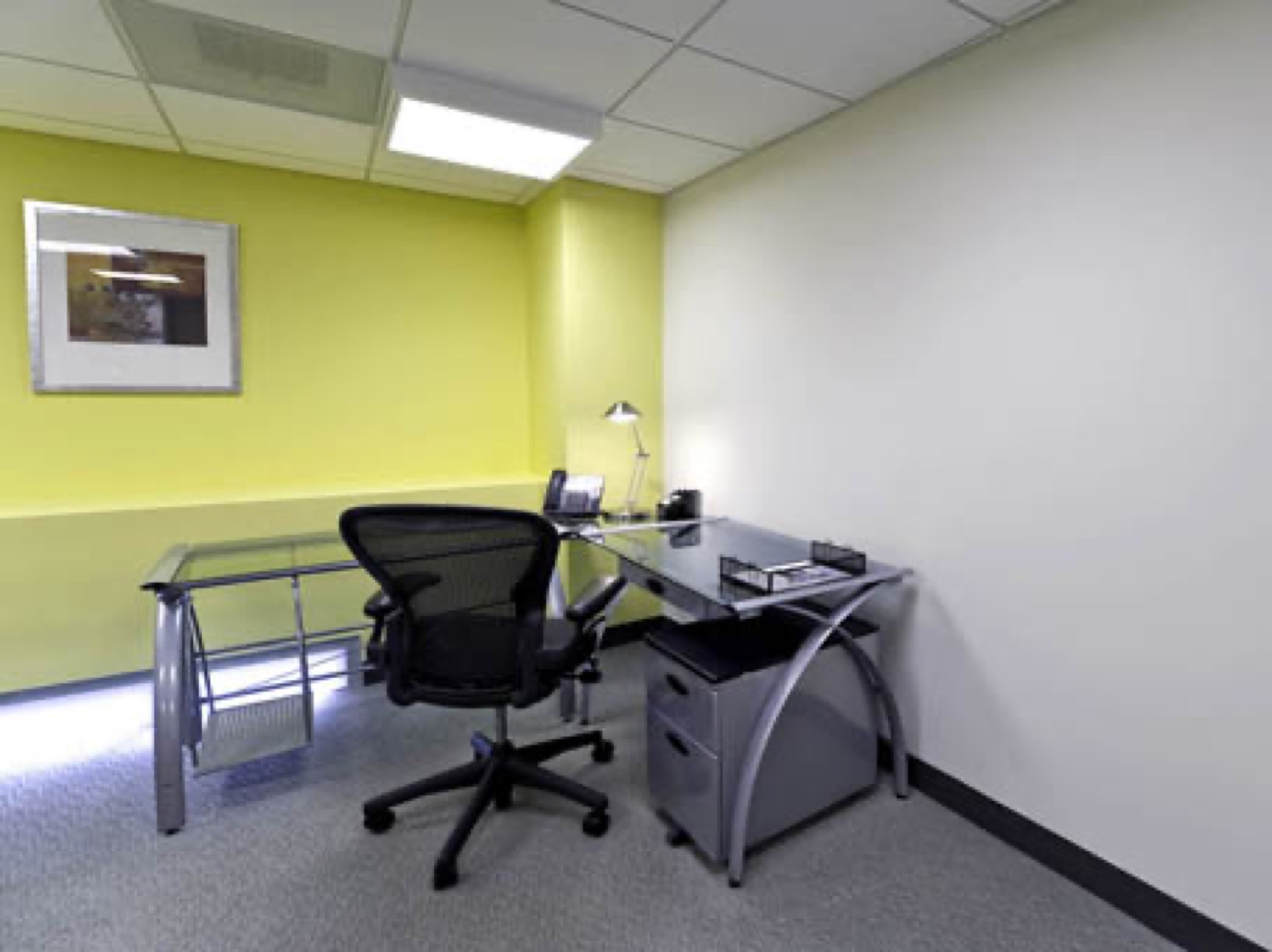 Business center 2332 Galiano Street Rent office 2332 Galiano Street — photo 3