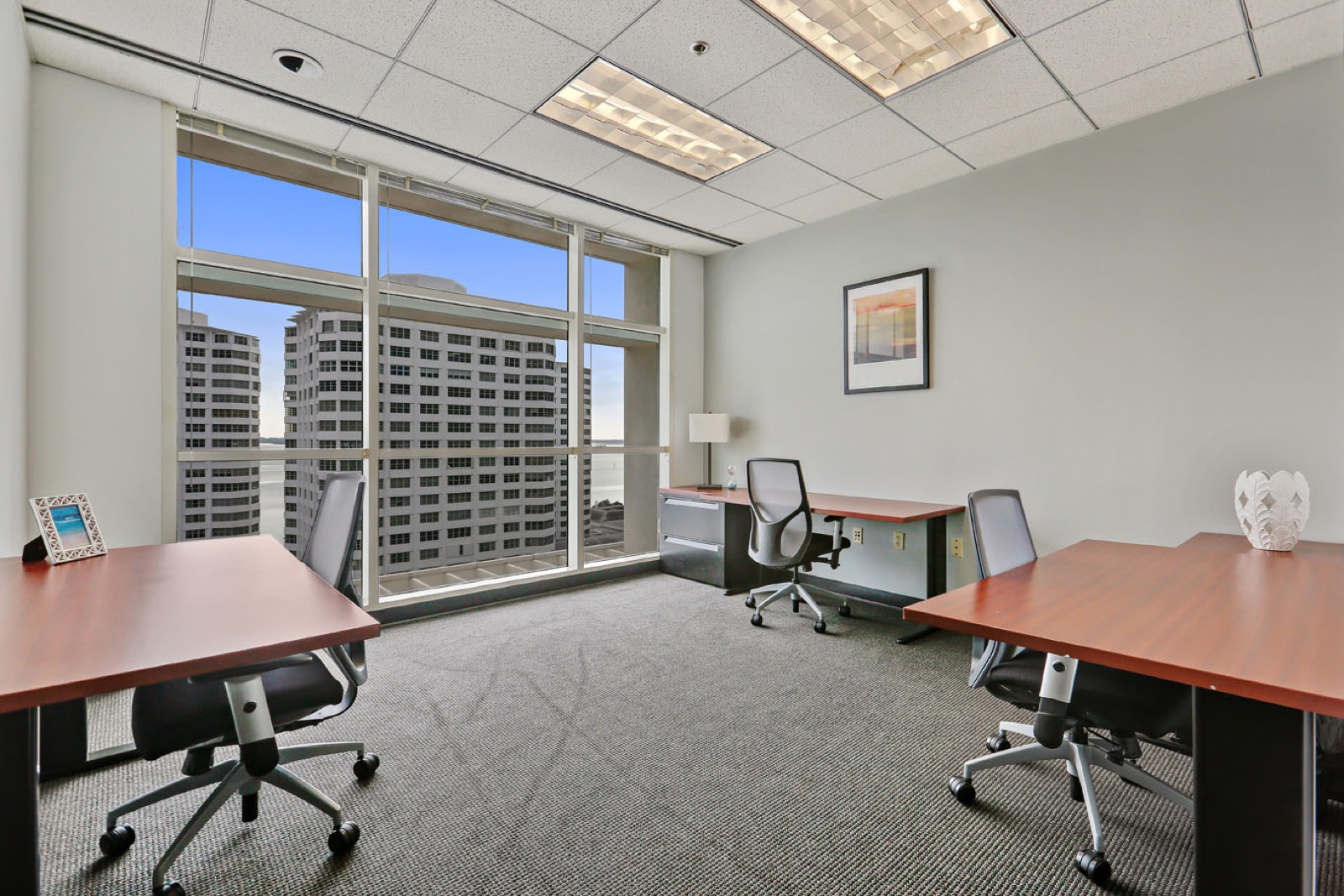 Rent office 801 Brickell Avenue — photo 8