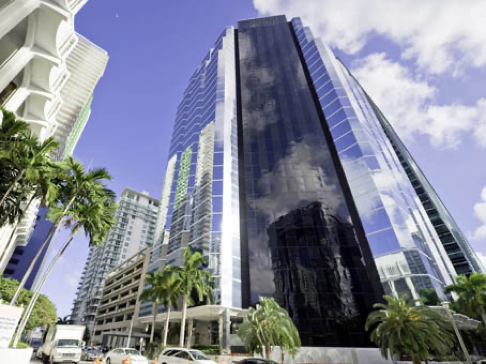 Business center 1221 Brickell Avenue Rent office 1221 Brickell Avenue — photo 1