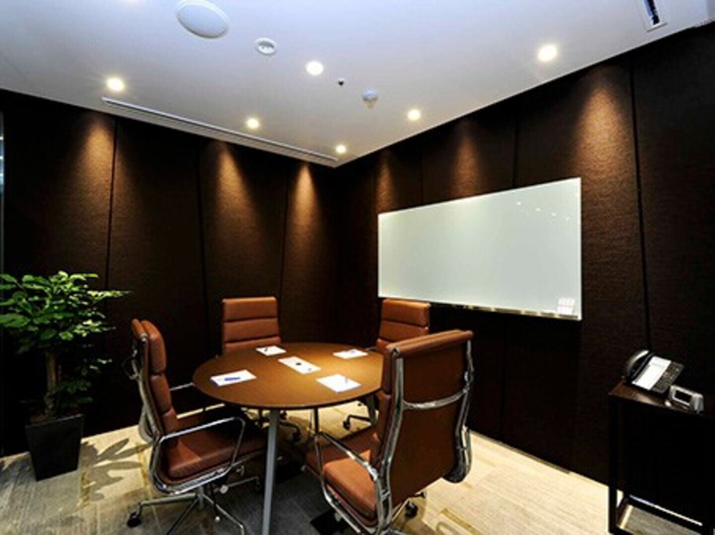 Rent office Shinagawa East One — photo 2