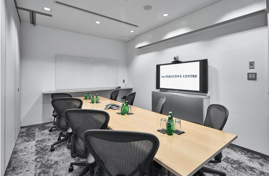 Rent office Cerulean Tower — photo 1