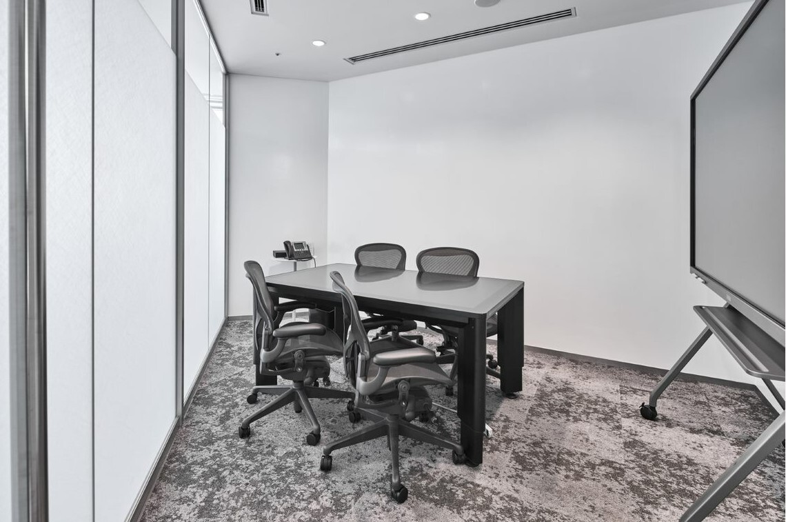 Rent office Cerulean Tower — photo 2