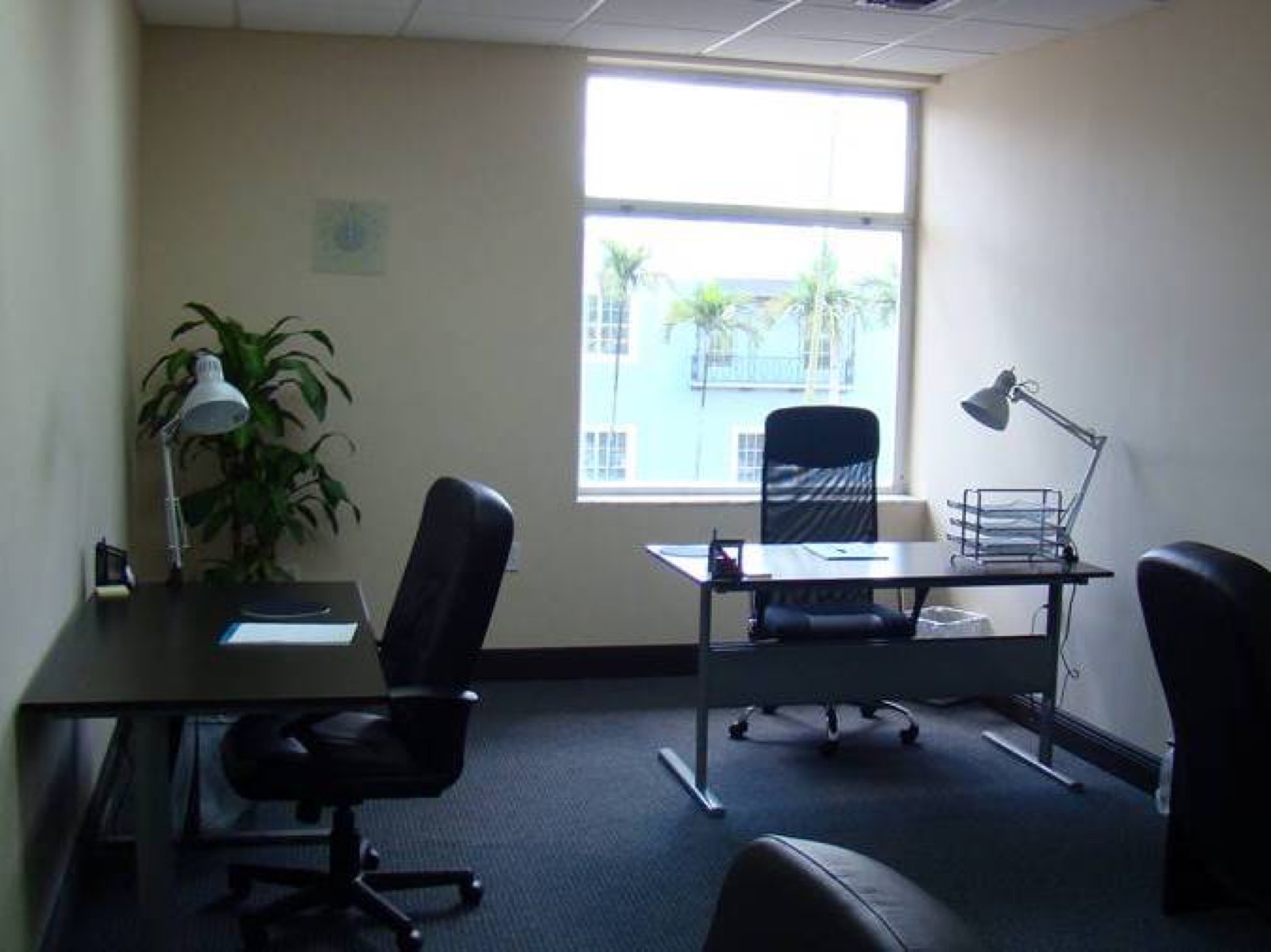 Business center 1000 Ponce De Leon blvd, Coral Gables, Fl Rent office 1000 Ponce De Leon blvd, Coral Gables, Fl — photo 1
