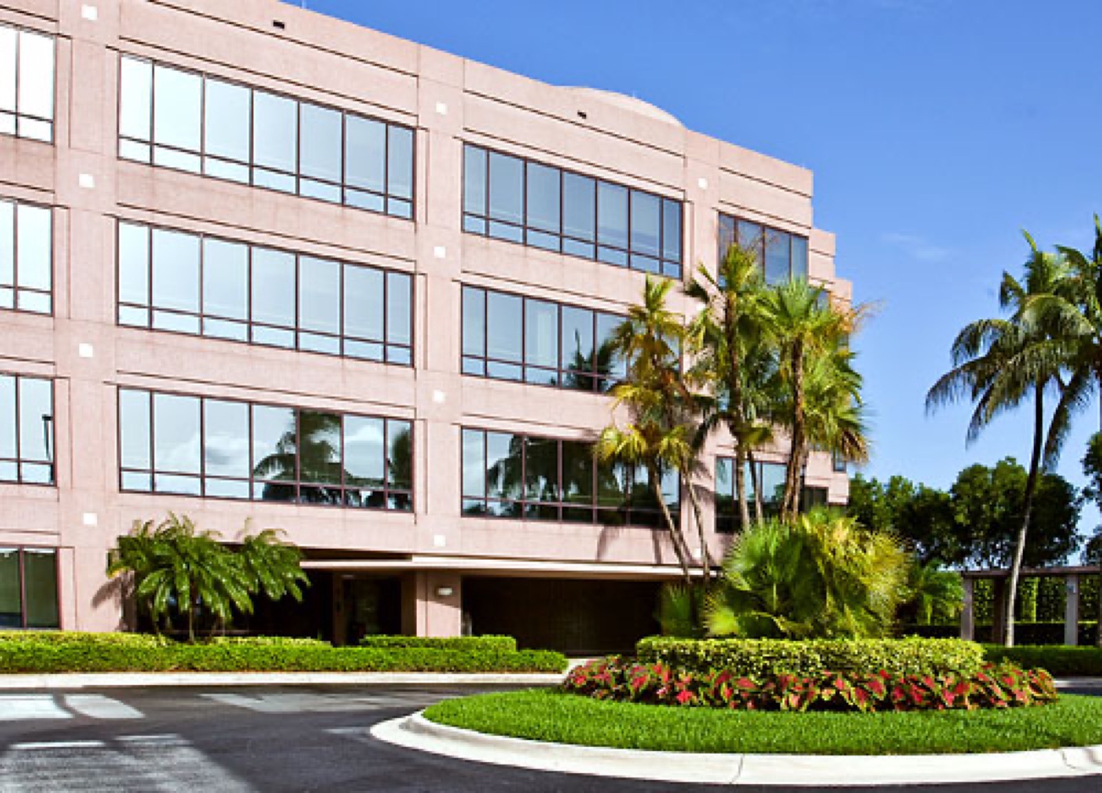 Business center 6303 Blue Lagoon Drive, Suite 400 Rent office 6303 Blue Lagoon Drive, Suite 400 — photo 1