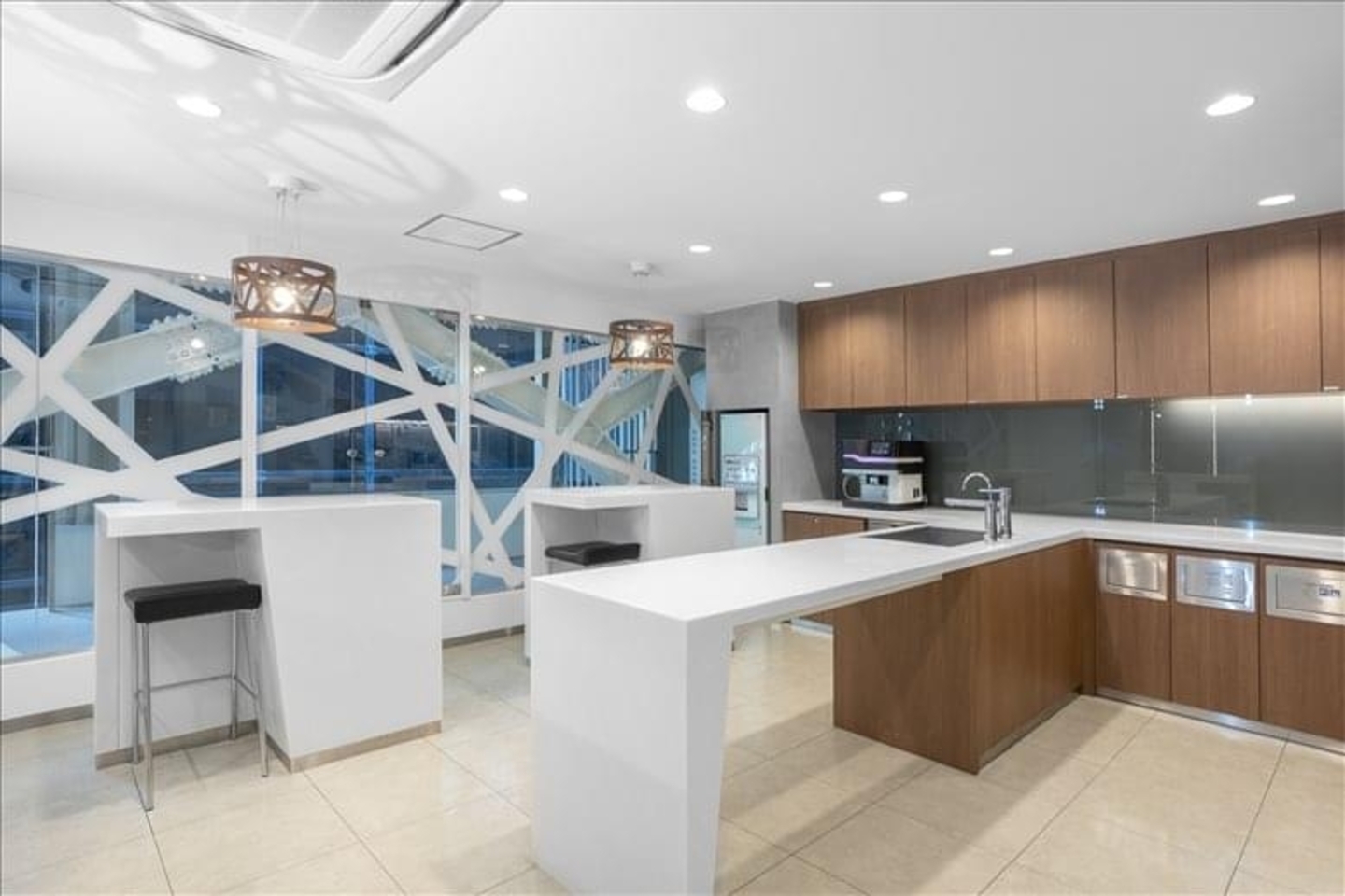 Rent office Okura Bekkan — photo 1
