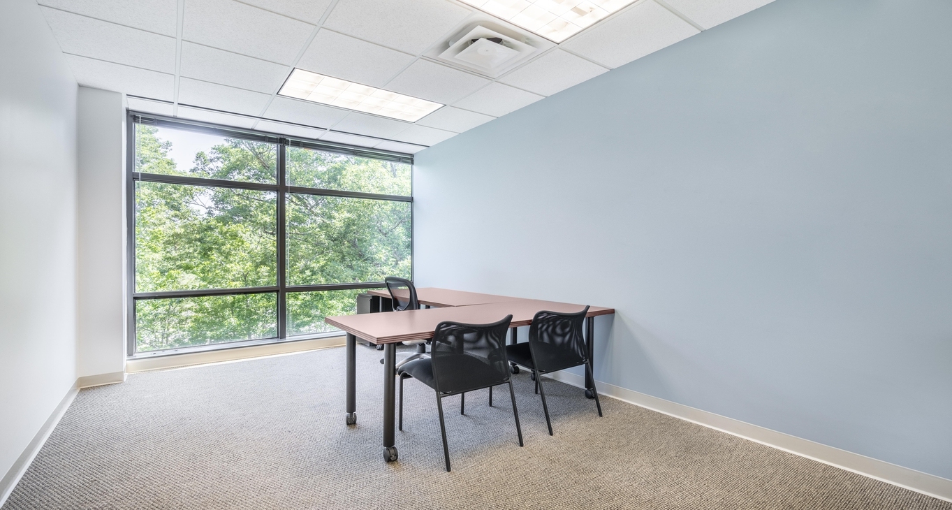 Business Center 4870 Sadler Road_6-6 Kantoor te huur 4870 Sadler Road_6-6