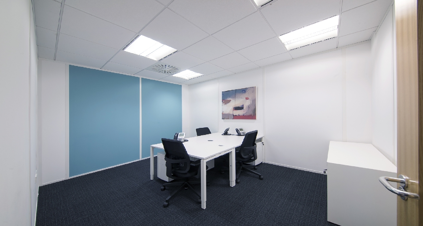 Rent office Victoria House, Victoria Road — photo 6