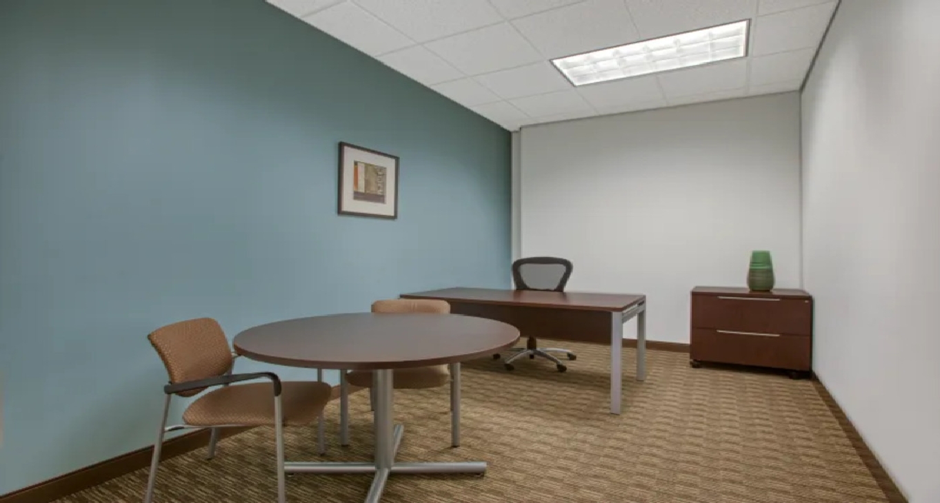 Pusat perniagaan 500 West Silver Spring Drive_1-1 Sewa pejabat 500 West Silver Spring Drive_1-1