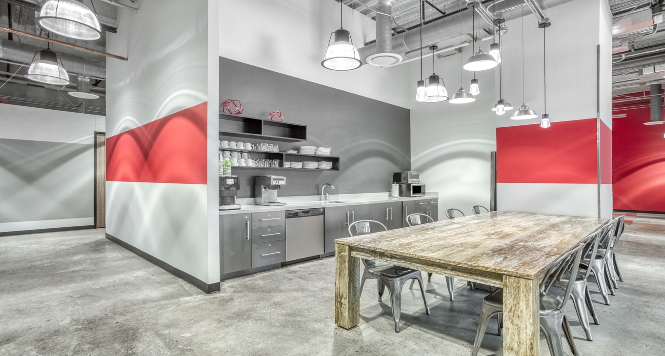 5113 South Harper Avenue, 5113 South Harper, Chicago, IL 60615 — office space for rent, photo 1