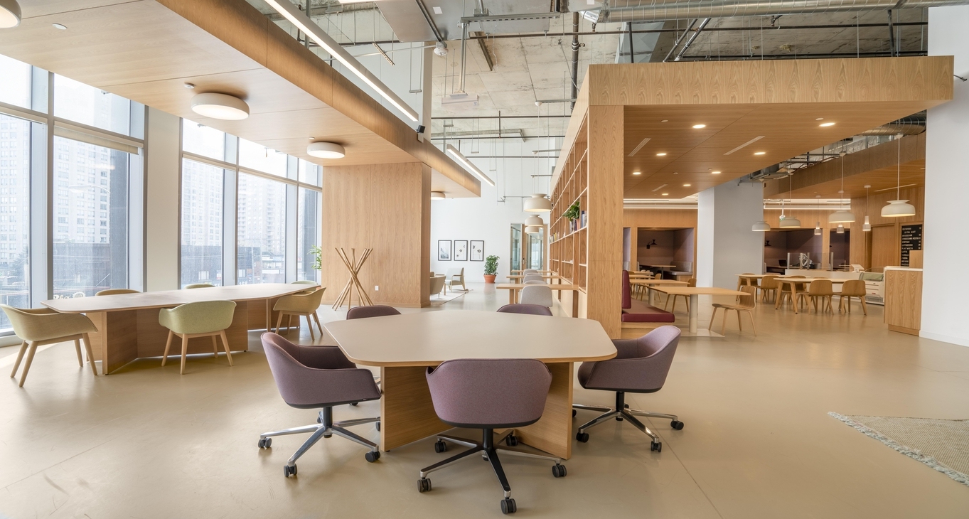 Rent office 5200 Yonge Street_5-5