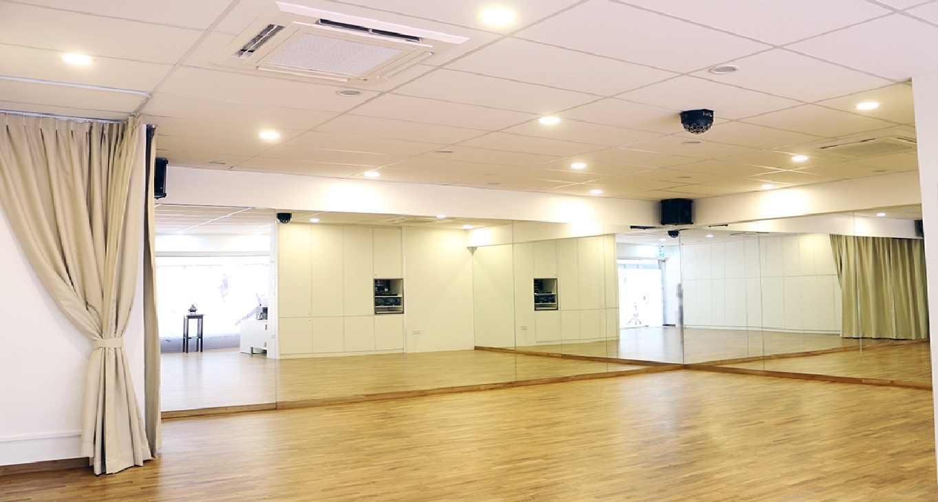 Business center Hong Lim Complex Rent office Hong Lim Complex — photo 4