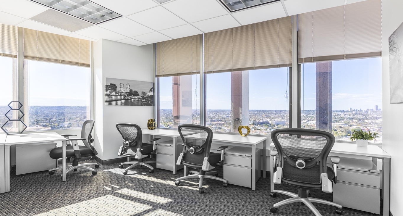 5670 Wilshire Boulevard, 5670 Wilshire Boulevard, Los Angeles, CA 90036 — office space for rent, photo 3