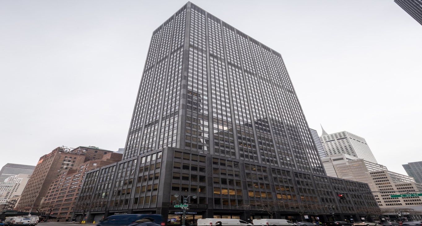 Rent office 600 Third Avenue — photo 8