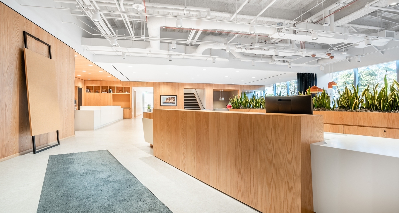 611 Gateway Boulevard, 611 Gateway Blvd, South San Francisco, CA 94080 — office space for rent, photo 3