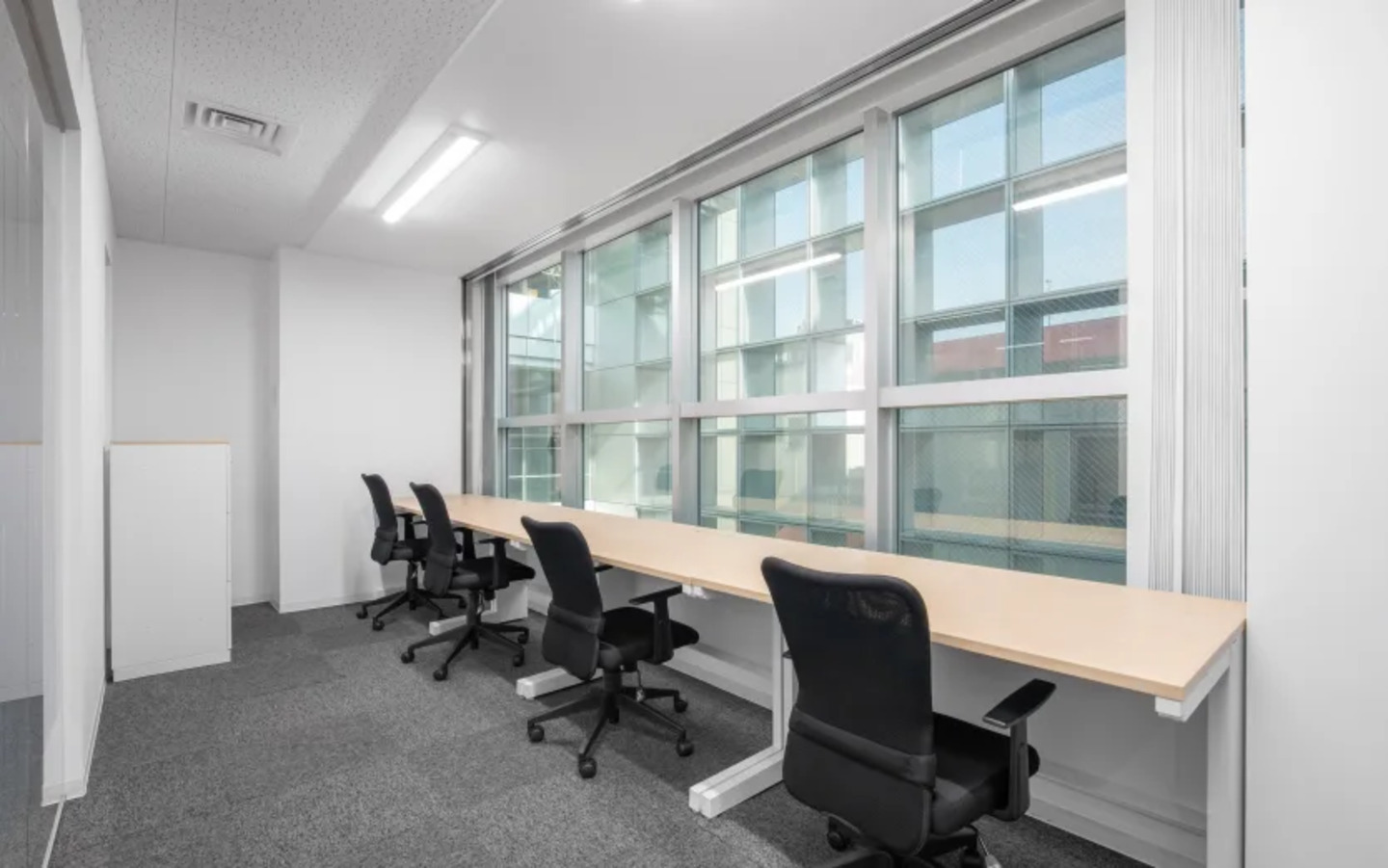 Rent office Frances Building — photo 5