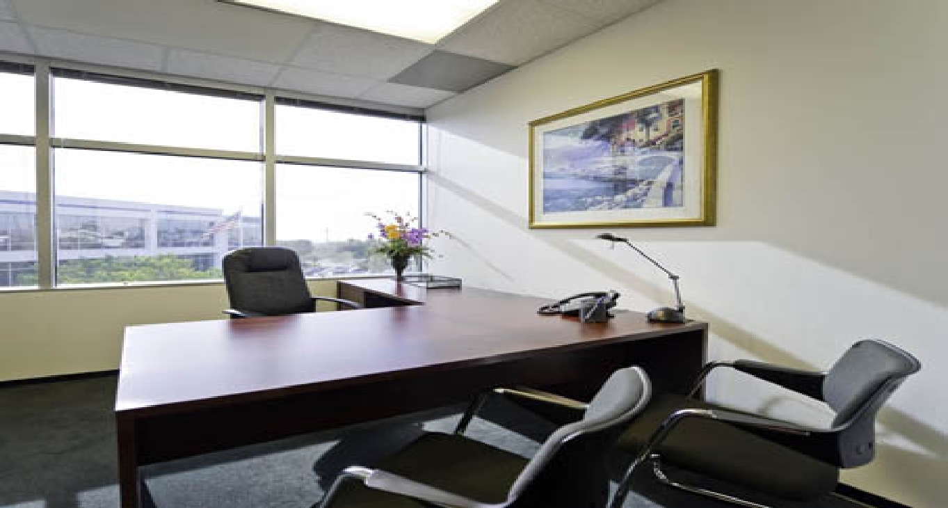 Affitto uffici 701 Palomar Airport Road_6-6