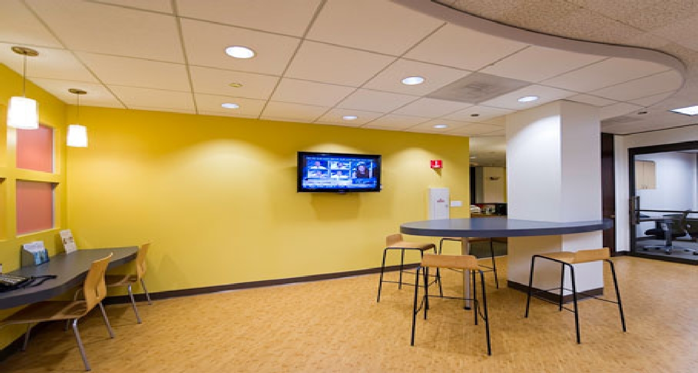 Rent office 70 West Madison — photo 1