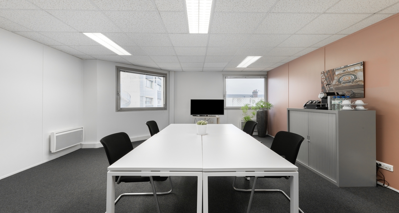 Sewa pejabat 72 Rue de Lessard_2-2