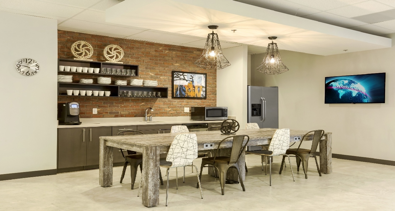 商务中心 7600 Chevy Chase Drive Rent office 7600 Chevy Chase Drive — photo 10