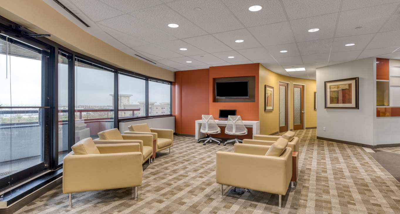 8300 Farm to Market 1960 Road West, 8300 Farm To Market 1960 West, Houston, TX 77070 — office space for rent, photo 1