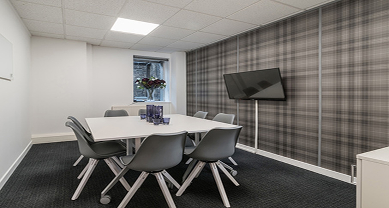 Rent office 93 George Street — photo 8