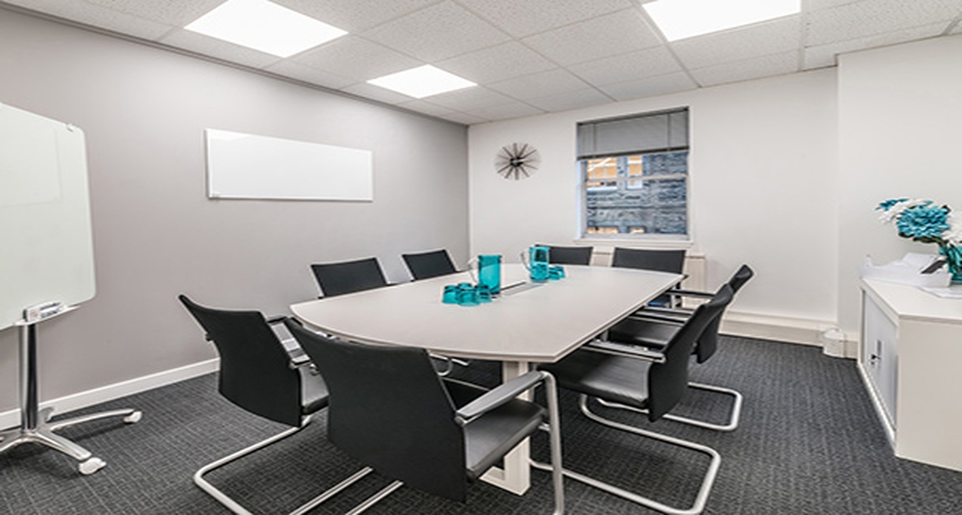 Rent office 93 George Street — photo 9