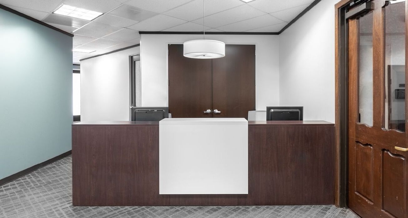 Rent office 950 Echo Lane, Suite 200 — photo 9