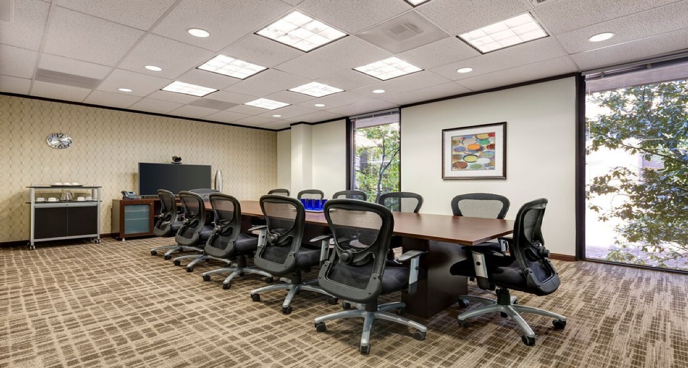 Rent office 950 Echo Lane, Suite 200 — photo 6